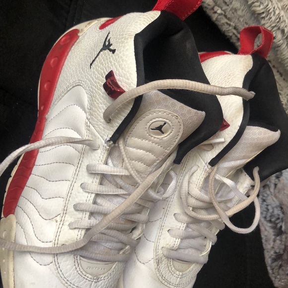 Used Jordan’s - Picture 4 of 4